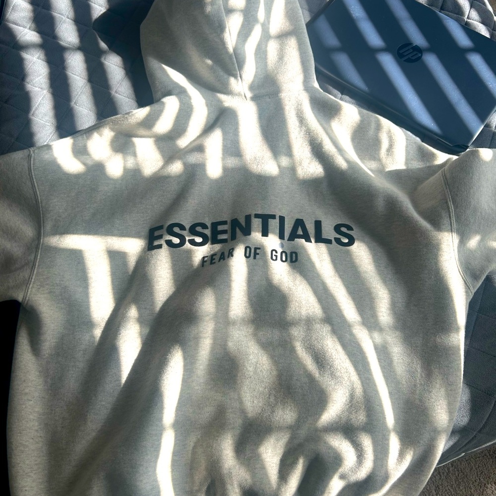 Essential hoodie light oatmeal
